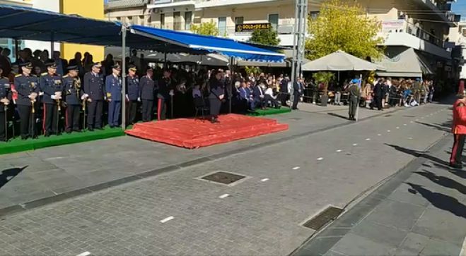 Live &eta; &pi;&alpha;&rho;έ&lambda;&alpha;&sigma;&eta; &gamma;&iota;&alpha; &tau;&eta;&nu; 28&eta; &Omicron;&kappa;&tau;&omega;&beta;&rho;ί&omicron;&upsilon; &sigma;&tau;&eta;&nu; &Tau;&rho;ί&pi;&omicron;&lambda;&eta;