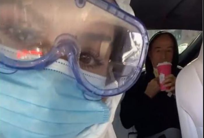 &Mu;&alpha;&rho;ί&alpha; &Mu;&epsilon;&nu;&omicron;ύ&nu;&omicron;&sigmaf; | &Omicron;&iota; &gamma;&omicron;&nu;&epsilon;ί&sigmaf; &tau;&eta;&sigmaf; &xi;&epsilon;&pi;έ&rho;&alpha;&sigma;&alpha;&nu; &tau;&omicron;&nu; &kappa;&omicron;&rho;&omega;&nu;&omicron;&iuml;ό - &Pi;ή&rho;&alpha;&nu; &epsilon;&xi;&iota;&tau;ή&rho;&iota;&omicron; &alpha;&pi;ό &tau;&omicron; &nu;&omicron;&sigma;&omicron;&kappa;&omicron;&mu;&epsilon;ί&omicron;