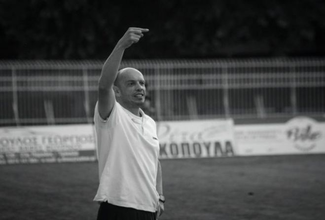 &Sigma;&omicron;&kappa; &sigma;&tau;&omicron; &epsilon;&lambda;&lambda;&eta;&nu;&iota;&kappa;ό &pi;&omicron;&delta;ό&sigma;&phi;&alpha;&iota;&rho;&omicron; | Έ&phi;&upsilon;&gamma;&epsilon; &alpha;&pi;ό &tau;&eta; &zeta;&omega;ή &omicron; &Tau;ά&kappa;&eta;&sigmaf; &Gamma;&kappa;ώ&nu;&iota;&alpha;&sigmaf;