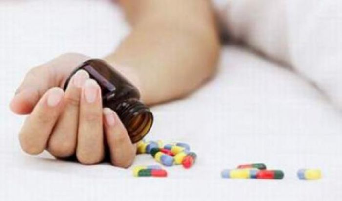 &Alpha;&pi;ό&pi;&epsilon;&iota;&rho;&alpha; &alpha;&upsilon;&tau;&omicron;&kappa;&tau;&omicron;&nu;ί&alpha;&sigmaf; 16&chi;&rho;&omicron;&nu;&eta;&sigmaf; &sigma;&tau;&eta;&nu; &Alpha;&mu;&alpha;&lambda;&iota;ά&delta;&alpha;