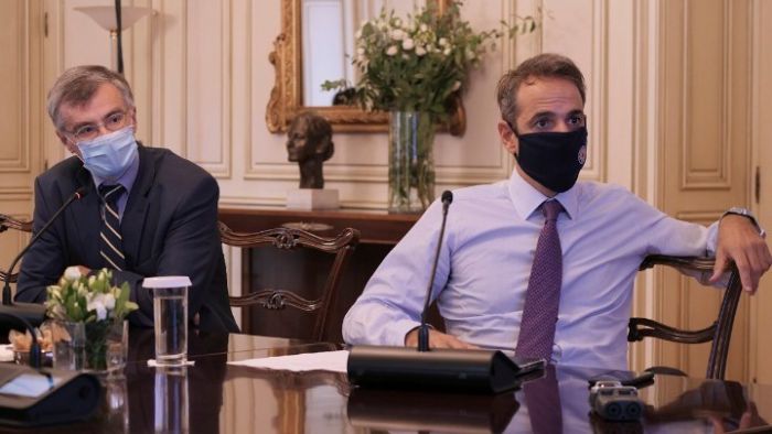Μητσοτάκης για τα κρούσματα covid: "To πρόβλημα εντοπίζεται στην Αττική και ειδικά στο κέντρο της Αθήνας"