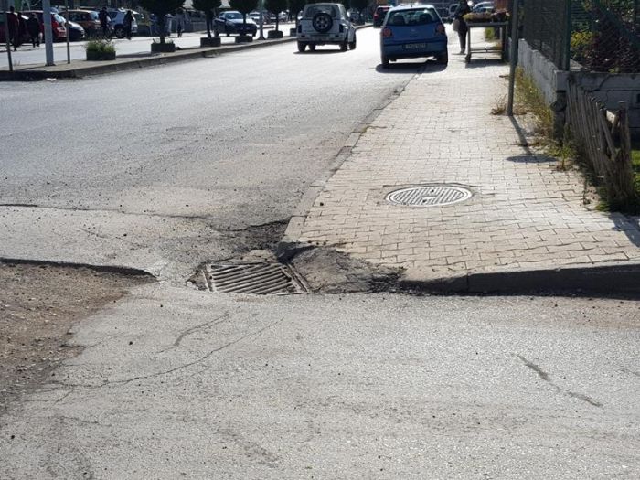 Οργή στα άτομα με αναπηρία | Μιλούν για ράμπες «αυτοκτονίας» στην Τρίπολη (εικόνες)