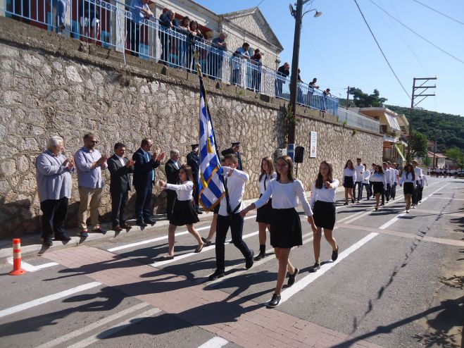 Με υπερηφάνεια οι επετειακές εκδηλώσεις για την &quot;28η Οκτωβρίου&quot; στα Τρόπαια Γορτυνίας (εικόνες)