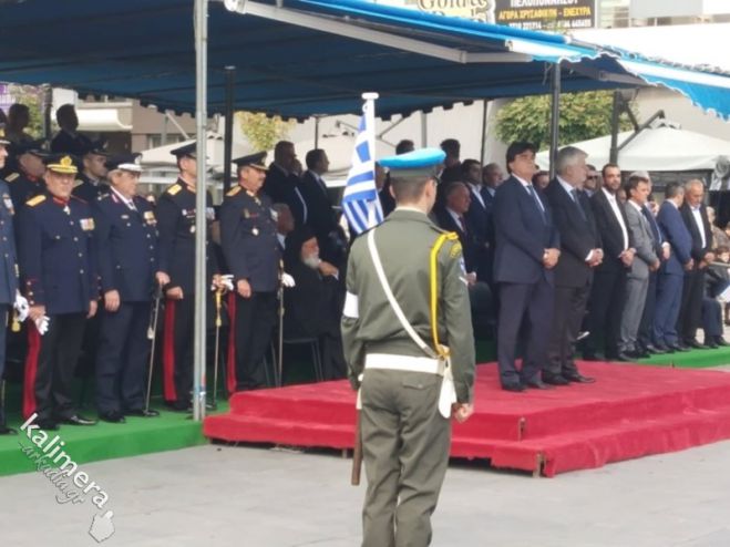Παρέλαση | Δεν ήρθε ο Πιτσιόρλας, μπροστά στους επισήμους Παυλής και Γιαννακούρας