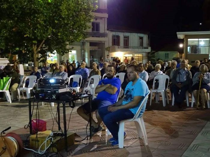 &Nu;&tau;&omicron;&kappa;&iota;&mu;&alpha;&nu;&tau;έ&rho; &gamma;&iota;&alpha; &tau;&alpha; &mu;&omicron;&nu;&alpha;&sigma;&tau;ή&rho;&iota;&alpha; &tau;&eta;&sigmaf; &Alpha;&rho;&kappa;&alpha;&delta;ί&alpha;&sigmaf; &pi;&alpha;&rho;&omicron;&upsilon;&sigma;&iota;ά&sigma;&tau;&eta;&kappa;&epsilon; &sigma;&tau;&iota;&sigmaf; &Kappa;&omicron;&lambda;&lambda;ί&nu;&epsilon;&sigmaf; (&epsilon;&iota;&kappa;ό&nu;&epsilon;&sigmaf;)