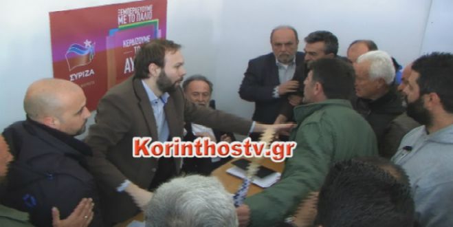 &quot;Ντου&quot; αγροτών στα γραφεία του ΣΥΡΙΖΑ στην Κόρινθο! (vd)