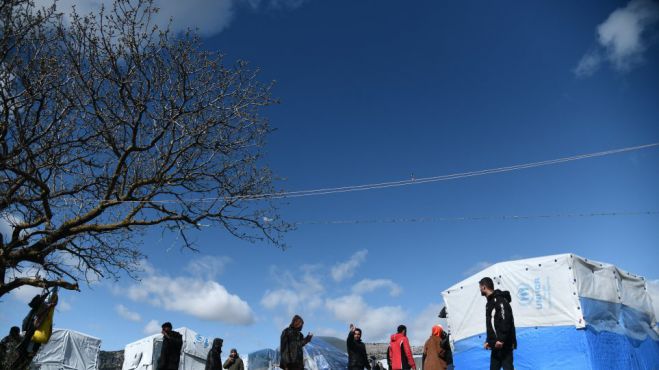 Η Αλβανία δέχτηκε να πάρει μετανάστες από την Τουρκία - Θα τους πάει στα ελληνοαλβανικά σύνορα