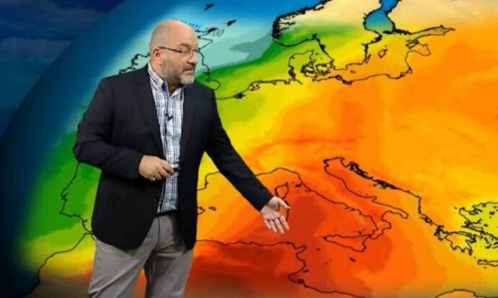 Σάκης Αρναούτογλου: "O καύσωνας θα χτυπήσει 44 βαθμούς"!