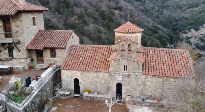 &Tau;&omicron; "Ά&gamma;&iota;&omicron;&nu; ό&rho;&omicron;&sigmaf; &tau;&eta;&sigmaf; &Alpha;&rho;&kappa;&alpha;&delta;ί&alpha;&sigmaf;" ... &alpha;&pi;ό &psi;&eta;&lambda;ά! (vd)