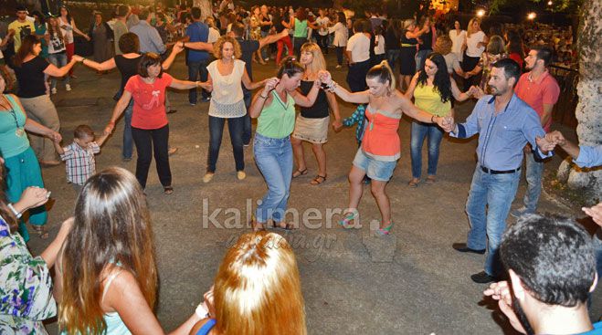 Γλέντησαν … με την ψυχή τους στο πανηγύρι της Μεταμόρφωσης του Σωτήρος στις Αραχαμίτες (vd)!