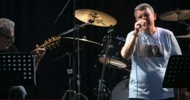 &Rho;ά&gamma;&iota;&sigma;&alpha;&nu; &kappa;&alpha;&rho;&delta;&iota;έ&sigmaf; &sigma;&tau;&eta; &sigma;&upsilon;&nu;&alpha;&upsilon;&lambda;ί&alpha; &gamma;&iota;&alpha; &tau;&alpha; &chi;&alpha;&mu;έ&nu;&alpha; &pi;&alpha;&iota;&delta;&iota;ά &tau;&omega;&nu; &Tau;&epsilon;&mu;&pi;ώ&nu;
