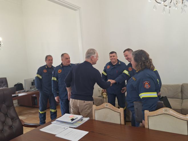 Συντονισμός και επιχειρησιακή ετοιμότητα ενόψει αντιπυρικής περιόδου στο επίκεντρο συνάντησης στην Περιφέρεια Πελοποννήσου