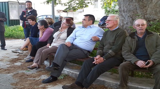 &Kappa;ά&tau;&omicron;&iota;&kappa;&omicron;&iota; &sigma;&epsilon; &Rho;ί&zeta;&epsilon;&sigmaf;, &Kappa;&omicron;&lambda;&lambda;ί&nu;&epsilon;&sigmaf; &kappa;&alpha;&iota; &Sigma;&tau;ά&delta;&iota;&omicron; &mu;ί&lambda;&eta;&sigma;&alpha;&nu; &gamma;&iota;&alpha; &tau;&iota;&sigmaf; &alpha;&nu;ά&gamma;&kappa;&epsilon;&sigmaf; &kappa;&alpha;&iota; &tau;&alpha; &pi;&rho;&omicron;&beta;&lambda;ή&mu;&alpha;&tau;&alpha; &tau;&omicron;&upsilon;&sigmaf; &mu;&epsilon; &tau;&omicron;&nu; &Tau;&zeta;&iota;&omicron;ύ&mu;&eta;&rlm;