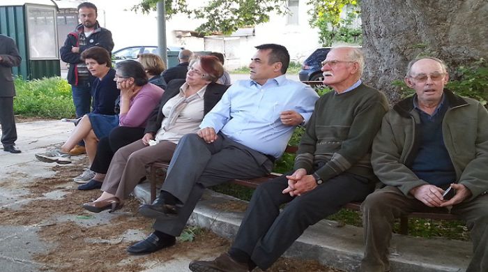 Κάτοικοι σε Ρίζες, Κολλίνες και Στάδιο μίλησαν για τις ανάγκες και τα προβλήματα τους με τον Τζιούμη