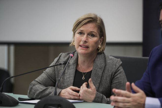 &Alpha;&nu;&alpha;&pi;&lambda;&eta;&rho;ώ&tau;&rho;&iota;&alpha; &Upsilon;&pi;&omicron;&upsilon;&rho;&gamma;ό&sigmaf; &Upsilon;&gamma;&epsilon;ί&alpha;&sigmaf;: "&Alpha;&nu;&omicron;&iota;&chi;&tau;ό &tau;&omicron; &epsilon;&nu;&delta;&epsilon;&chi;ό&mu;&epsilon;&nu;&omicron; &nu;&alpha; &epsilon;&pi;&iota;&sigma;&tau;&rho;έ&psi;&omicron;&upsilon;&nu; &sigma;&tau;&alpha; &pi;ό&sigma;&tau;&alpha; &tau;&omicron;&upsilon;&sigmaf; &omicron;&iota; &alpha;&nu;&epsilon;&mu;&beta;&omicron;&lambda;ί&alpha;&sigma;&tau;&omicron;&iota; &upsilon;&gamma;&epsilon;&iota;&omicron;&nu;&omicron;&mu;&iota;&kappa;&omicron;ί"