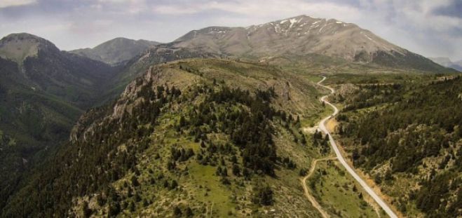 &Sigma;&tau;&eta; &Mu;&epsilon;&gamma;ά&lambda;&eta; &Zeta;ή&rho;&epsilon;&iota;&alpha; &omicron; &Epsilon;&Omicron;&Sigma; &Tau;&rho;ί&pi;&omicron;&lambda;&eta;&sigmaf;
