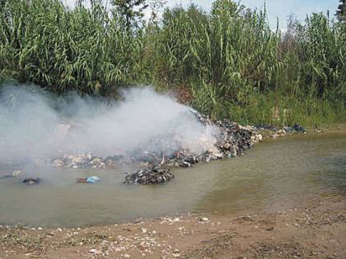 &Omicron;&rho;&gamma;ή &sigma;&tau;&eta;&nu; &Kappa;&omicron;&mu;&iota;&sigma;&iota;ό&nu; &gamma;&iota;&alpha; &tau;&eta; &rho;ύ&pi;&alpha;&nu;&sigma;&eta; &tau;&omicron;&upsilon; &pi;&omicron;&tau;&alpha;&mu;&omicron;ύ &Alpha;&lambda;&phi;&epsilon;&iota;&omicron;ύ!