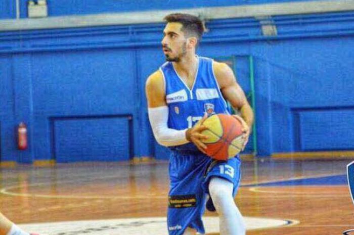 &Pi;&alpha;&rho;&alpha;&mu;έ&nu;&epsilon;&iota; &sigma;&tau;&omicron;&nu; &Alpha;&rho;&kappa;&alpha;&delta;&iota;&kappa;ό &omicron; &Kappa;&alpha;&nu;έ&lambda;&lambda;&omicron;&sigmaf; &Gamma;&alpha;&rho;&mu;&pi;ή&sigmaf;