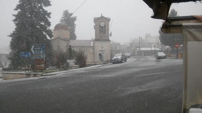 &Chi;&iota;ό&nu;&iota; &sigma;&epsilon; &Kappa;&alpha;&nu;&delta;ή&lambda;&alpha; &kappa;&alpha;&iota; &Lambda;&epsilon;&beta;ί&delta;&iota; (&epsilon;&iota;&kappa;ό&nu;&epsilon;&sigmaf;)