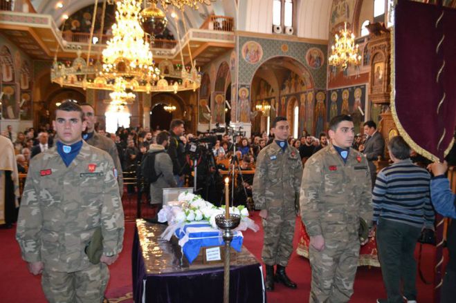 Ο Δήμος Τρίπολης στην κηδεία του Παραλιμνίτη Ήρωα Κωστάκη Αρτυματά (εικόνες)