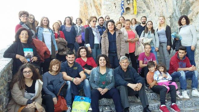 "&Omicron;&iota; &Rho;ί&zeta;&epsilon;&sigmaf; &mu;&alpha;&sigmaf;" &tau;&alpha;&xi;ί&delta;&epsilon;&psi;&alpha;&nu; &sigma;&epsilon; &Lambda;&epsilon;&omega;&nu;ί&delta;&iota;&omicron; &kappa;&alpha;&iota; &Tau;&upsilon;&rho;ό! (&epsilon;&iota;&kappa;ό&nu;&epsilon;&sigmaf;)