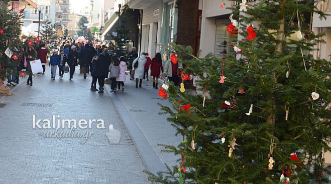 Σαμπράκος: "Μεγάλο ενδιαφέρον επισκεπτών για τα Χριστούγεννα σε Τρίπολη, Βυτίνα, Δημητσάνα και Μαίναλο"