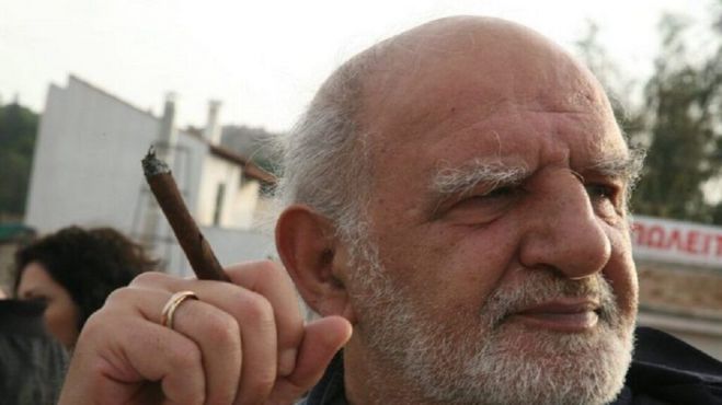 &Pi;έ&theta;&alpha;&nu;&epsilon; &omicron; &delta;&eta;&mu;&omicron;&sigma;&iota;&omicron;&gamma;&rho;ά&phi;&omicron;&sigmaf; &kappa;&alpha;&iota; &sigma;&upsilon;&gamma;&gamma;&rho;&alpha;&phi;έ&alpha;&sigmaf; &Gamma;&iota;ώ&rho;&gamma;&eta;&sigmaf; &Mu;&alpha;&sigma;&sigma;&alpha;&beta;έ&tau;&alpha;&sigmaf;