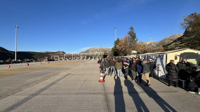 &Delta;&iota;ό&delta;&iota;&alpha; &Nu;&epsilon;&sigma;&tau;ά&nu;&eta;&sigmaf; | &Alpha;&gamma;&rho;ό&tau;&epsilon;&sigmaf; &theta;&alpha; &mu;&omicron;&iota;&rho;ά&sigma;&omicron;&upsilon;&nu; &mu;ή&lambda;&alpha; &kappa;&alpha;&iota; &kappa;&rho;&alpha;&sigma;&iota;ά &sigma;&epsilon; &tau;&alpha;&xi;&iota;&delta;&iota;ώ&tau;&epsilon;&sigmaf;!