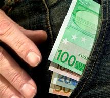 Αλβανός έγινε «τσακωτός» να κλέβει λεφτά από την τσέπη 66χρονου μέσα σε εκκλησία στην Τρίπολη!