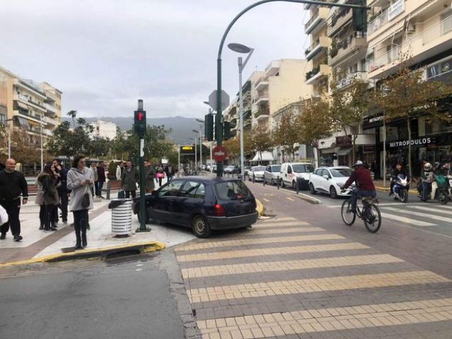 Απίστευτο παρκάρισμα στην Καλαμάτα!