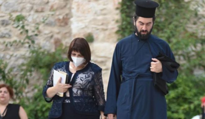 &Kappa;&iota;&beta;&omega;&tau;ό&sigmaf; &tau;&omicron;&upsilon; &Kappa;ό&sigma;&mu;&omicron;&upsilon; | &Alpha;&rho;&nu;&epsilon;ί&tau;&alpha;&iota; &tau;&alpha; &pi;ά&nu;&tau;&alpha; &omicron; &pi;&alpha;&tau;έ&rho;&alpha;&sigmaf; &Alpha;&nu;&tau;ώ&nu;&iota;&omicron;&sigmaf; &ndash; &laquo;&Tau;&alpha; &rho;ά&sigma;&alpha; &mu;&omicron;&upsilon; &delta;&epsilon;&nu; έ&chi;&omicron;&upsilon;&nu; &tau;&sigma;έ&pi;&epsilon;&sigmaf;&raquo;