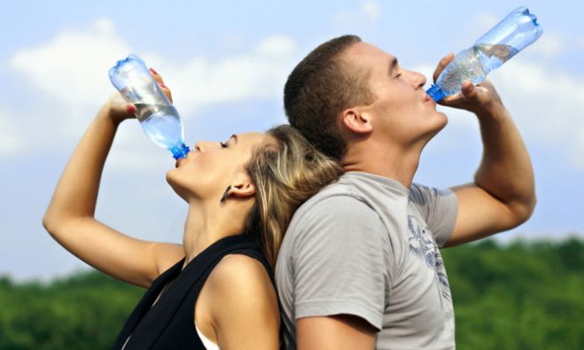 Πόσο νερό χρειάζεται να πίνετε ανάλογα με το βάρος σας