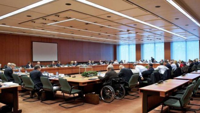 Δάνειο - γέφυρα 7 δις στην Ελλάδα για να πληρώσει δάνεια!