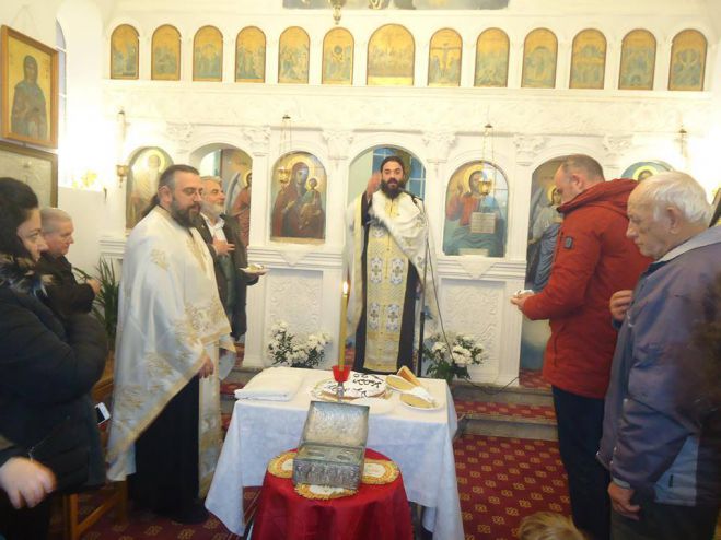 &Sigma;&tau;&alpha;&upsilon;&rho;&omicron;&delta;&rho;ό&mu;&iota; - &Epsilon;&sigma;&pi;&epsilon;&rho;&iota;&nu;ό&sigmaf; &mu;&epsilon; &kappa;&omicron;&pi;ή &beta;&alpha;&sigma;&iota;&lambda;ό&pi;&iota;&tau;&alpha;&sigmaf; &sigma;&tau;&omicron; &epsilon;&xi;&omega;&kappa;&lambda;ή&sigma;&iota; &tau;&omicron;&upsilon; &Alpha;&gamma;ί&omicron;&upsilon; &Chi;&alpha;&rho;&alpha;&lambda;ά&mu;&pi;&omicron;&upsilon;&sigmaf; (&epsilon;&iota;&kappa;ό&nu;&epsilon;&sigmaf;)