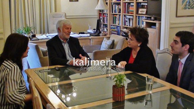 Στην Τρίπολη η ευρωβουλευτής Νίκη Τζαβέλα – Συναντήθηκε με τον Περιφερειάρχη (vd)