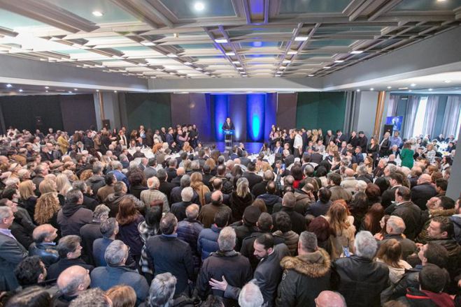 &Beta;&rho;&omicron;&nu;&tau;&epsilon;&rho;ό &laquo;&pi;&alpha;&rho;ώ&nu;&raquo; &chi;&iota;&lambda;&iota;ά&delta;&omega;&nu; &Alpha;&rho;&kappa;ά&delta;&omega;&nu; &sigma;&tau;&eta;&nu; &kappa;&omicron;&pi;ή &pi;ί&tau;&alpha;&sigmaf; &tau;&omicron;&upsilon; &Upsilon;&phi;&upsilon;&pi;&omicron;&upsilon;&rho;&gamma;&omicron;ύ &Epsilon;&xi;&omega;&tau;&epsilon;&rho;&iota;&kappa;ώ&nu; &Kappa;ώ&sigma;&tau;&alpha; &Beta;&lambda;ά&sigma;&eta;!