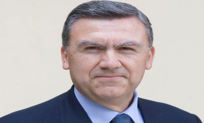 &Mu;&epsilon;&tau;&alpha;&rho;&rho;&upsilon;&theta;&mu;ί&sigma;&epsilon;&iota;&sigmaf; &kappa;&iota; &alpha;&nu;ά&pi;&tau;&upsilon;&xi;&eta; &ndash; &Gamma;&rho;ά&phi;&epsilon;&iota; &omicron; &Gamma;&iota;ά&nu;&nu;&omicron;&sigmaf; &Gamma;&rho;&alpha;&mu;&mu;&alpha;&tau;ί&delta;&eta;&sigmaf;