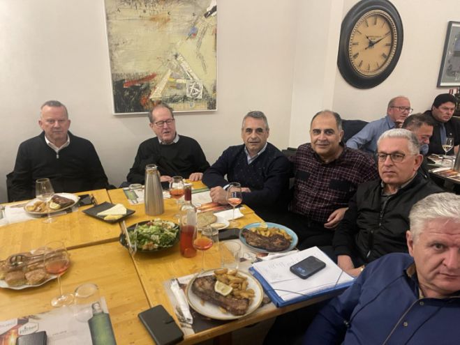 &Omicron;&iota; &alpha;&nu;&alpha;&kappa;&omicron;&iota;&nu;ώ&sigma;&epsilon;&iota;&sigmaf; &Tau;&zeta;&iota;&omicron;ύ&mu;&eta; &gamma;&iota;&alpha; &tau;&alpha; &gamma;ή&pi;&epsilon;&delta;&alpha; &Tau;&epsilon;&gamma;έ&alpha;&sigmaf;, &Phi;&iota;&lambda;&iota;&kappa;ώ&nu;, &Lambda;&epsilon;&beta;&iota;&delta;ί&omicron;&upsilon; &kappa;&alpha;&iota; &Nu;&epsilon;&sigma;&tau;ά&nu;&eta;&sigmaf;!