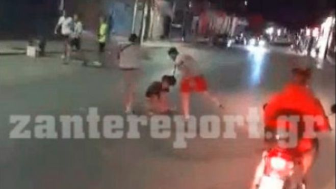 Ά&gamma;&rho;&iota;&omicron; &xi;ύ&lambda;&omicron; &mu;&epsilon;&tau;&alpha;&xi;ύ &Beta;&rho;&epsilon;&tau;&alpha;&nu;ώ&nu; &sigma;&tau;&omicron;&nu; &Lambda;&alpha;&gamma;&alpha;&nu;ά &Zeta;&alpha;&kappa;ύ&nu;&theta;&omicron;&upsilon; (vd)