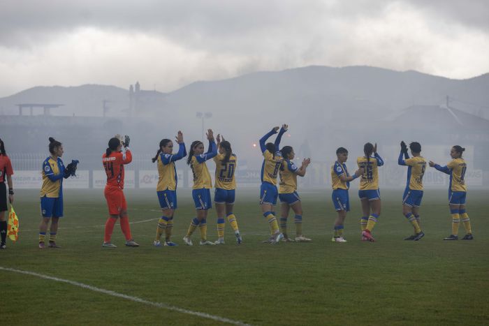 &Tau;&alpha; &sigma;&upsilon;&gamma;&chi;&alpha;&rho;&eta;&tau;ή&rho;&iota;&alpha; &tau;&eta;&sigmaf; &Epsilon;&Pi;&Sigma; &Alpha;&rho;&kappa;&alpha;&delta;ί&alpha;&sigmaf; &sigma;&tau;&eta; &gamma;&upsilon;&nu;&alpha;&iota;&kappa;&epsilon;ί&alpha; &omicron;&mu;ά&delta;&alpha; &tau;&omicron;&upsilon; &Alpha;&sigma;&tau;έ&rho;&alpha; &Tau;&rho;ί&pi;&omicron;&lambda;&eta;&sigmaf;!