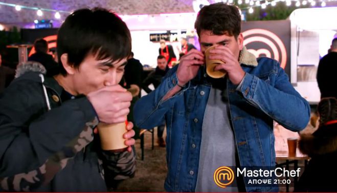 &Epsilon;&pi;&iota;&sigma;&kappa;έ&pi;&tau;&epsilon;&sigmaf; ... &alpha;&pi;ό &tau;&alpha; &pi;&alpha;&lambda;&iota;ά &sigma;ή&mu;&epsilon;&rho;&alpha; &sigma;&tau;&omicron; Master Chef! (vd)