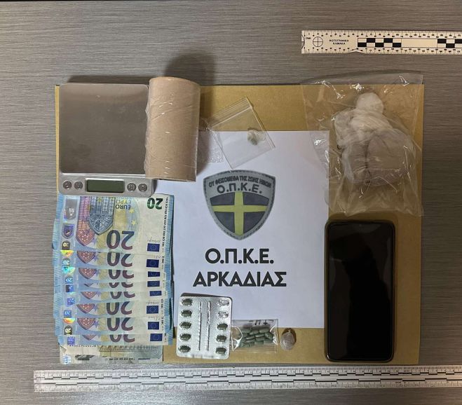 &Sigma;ύ&lambda;&lambda;&eta;&psi;&eta; &gamma;&iota;&alpha; &eta;&rho;&omega;ί&nu;&eta; &sigma;&tau;&eta;&nu; &Tau;&rho;ί&pi;&omicron;&lambda;&eta; | Ά&nu;&delta;&rho;&alpha;&sigmaf; &tau;&rho;ά&pi;&eta;&kappa;&epsilon; &sigma;&epsilon; &phi;&upsilon;&gamma;ή ό&tau;&alpha;&nu; &epsilon;ί&delta;&epsilon; &tau;&eta;&nu; &Omicron;&Pi;&Kappa;&Epsilon;, &alpha;&lambda;&lambda;ά &alpha;&kappa;&iota;&nu;&eta;&tau;&omicron;&pi;&omicron;&iota;ή&theta;&eta;&kappa;&epsilon; ά&mu;&epsilon;&sigma;&alpha;!