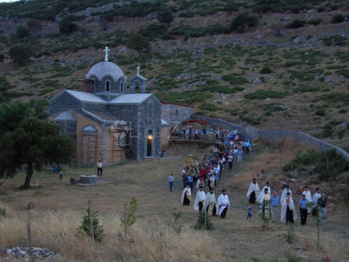 Η γιορτή της Παναγίας Τσεμπερούς στο χωριό Πάπαρι (εικόνες)