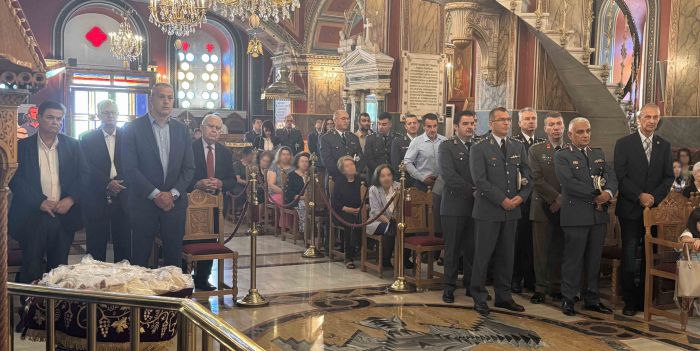 &Tau;&rho;ί&pi;&omicron;&lambda;&eta; | &Omicron; &epsilon;&omicron;&rho;&tau;&alpha;&sigma;&mu;ό&sigmaf; &tau;&eta;&sigmaf; &laquo;&Eta;&mu;έ&rho;&alpha;&sigmaf; &tau;&iota;&mu;ή&sigmaf; &tau;&omega;&nu; &Alpha;&pi;&omicron;&sigma;&tau;&rho;ά&tau;&omega;&nu; &tau;&eta;&sigmaf; &Epsilon;&lambda;&lambda;&eta;&nu;&iota;&kappa;ή&sigmaf; &Alpha;&sigma;&tau;&upsilon;&nu;&omicron;&mu;ί&alpha;&sigmaf;&raquo;