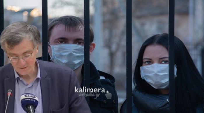 Επιτέλους, μια ξεκάθαρη οδηγία προς τους πολίτες | «Δεν υπάρχει λόγος να φοράτε γάντια και μάσκες»
