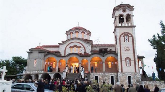 Τρίπολη | Γιορτάζει ο Κοιμητηριακός Ναός της Αγίας Τριάδας