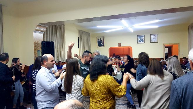 &Eta; &Gamma;&iota;&omicron;&rho;&tau;ή &Tau;&rho;ύ&gamma;&omicron;&upsilon; &sigma;&tau;&omicron;&nu; &Pi;&alpha;&lambda;&alpha;&iota;ό&pi;&upsilon;&rho;&gamma;&omicron;! (&epsilon;&iota;&kappa;ό&nu;&epsilon;&sigmaf; - &beta;ί&nu;&tau;&epsilon;&omicron;)