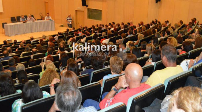 Μετακινήσεις δημοτικών υπαλλήλων προβλέπονται σε αποφάσεις του Δημήτρη Παυλή!