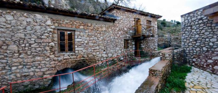 Ένα αλλιώτικο Πρωτομαγιάτικο Στεφάνι στο Υπαίθριο Μουσείο της Δημητσάνας!