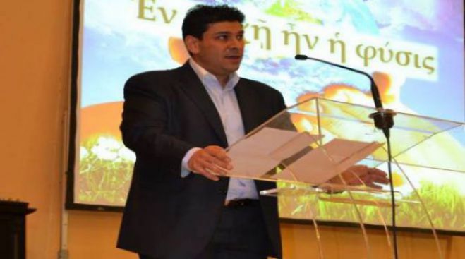 &laquo;&Tau;&rho;ί&pi;&omicron;&lambda;&eta; &Alpha;&lambda;&lambda;ά&zeta;&omicron;&upsilon;&mu;&epsilon; &tau;&alpha; &delta;&epsilon;&delta;&omicron;&mu;έ&nu;&alpha;&raquo;: &laquo;&Delta;&epsilon;&nu; έ&chi;&epsilon;&iota; &kappa;&alpha;&nu;έ&nu;&alpha; &nu;ό&eta;&mu;&alpha; &eta; &pi;&rho;&alpha;&kappa;&tau;&iota;&kappa;ή &tau;&omega;&nu; &epsilon;&gamma;&kappa;&alpha;&iota;&nu;ί&omega;&nu; &sigma;&tau;&alpha; &epsilon;&kappa;&lambda;&omicron;&gamma;&iota;&kappa;ά &kappa;έ&nu;&tau;&rho;&alpha;&raquo;